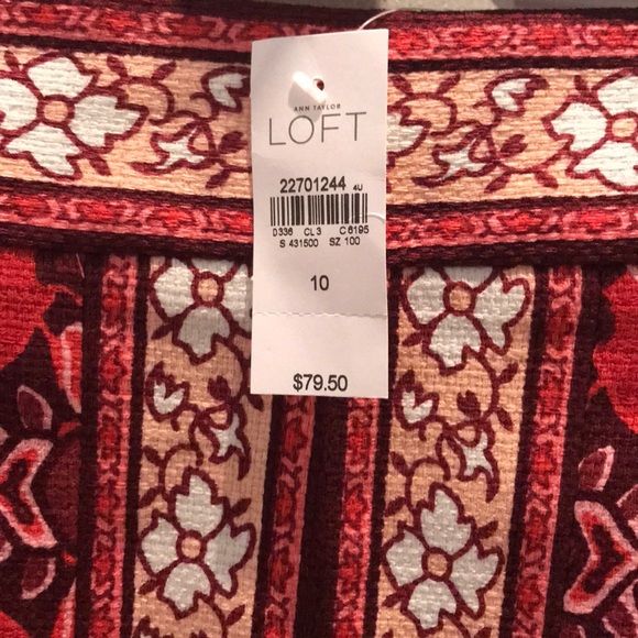 Skirt - Picture 2 of 3